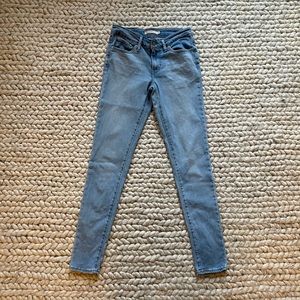 Levi’s 711 Skinny Jeans